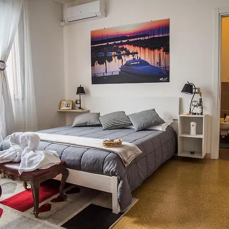 Rooms Fano Bed and breakfast